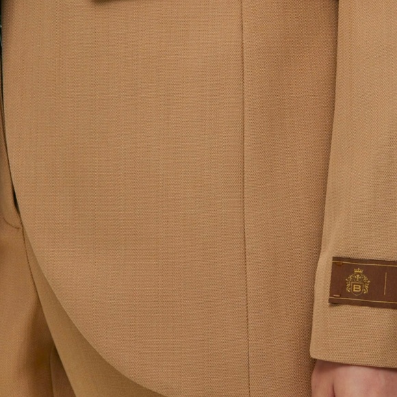 Aritzia Babaton Construct Blazer and Pant - Picture 5 of 10